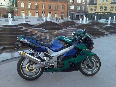 Kawasaki zx9r billede 4