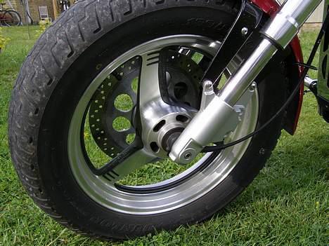 Suzuki VZ 800 Marauder - Original aluminiumsfælge billede 11