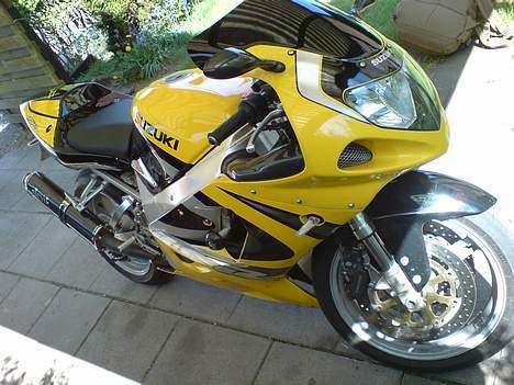Suzuki GSXR750 SOLGT billede 10