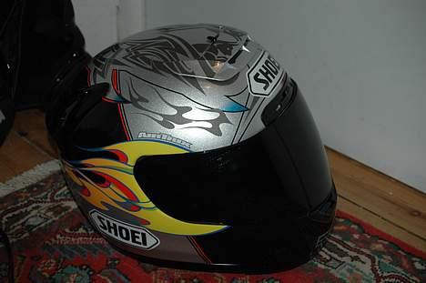 Honda CBR600F *solgt* - Shoei X-11 som den hedder i usa billede 12