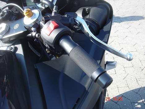 Yamaha YZF R6 - Rizoma håndtag  billede 4