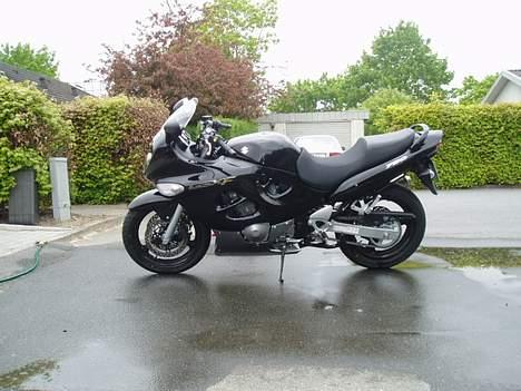 Suzuki GSX 750 F billede 3