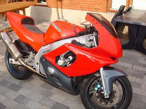 Yamaha YZF 600 R billede 6