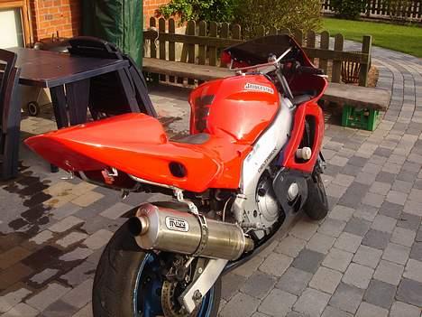 Yamaha YZF 600 R billede 7