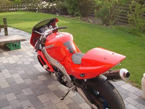 Yamaha YZF 600 R billede 8