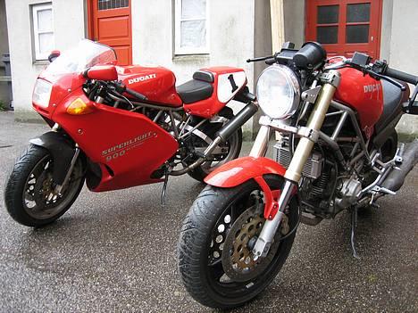 Ducati 900 Monster(Solgt) billede 1