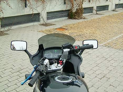 Kawasaki GPz500 billede 5