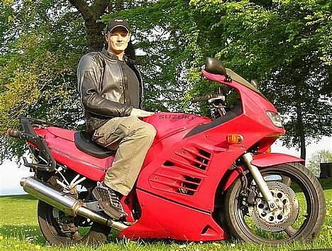 Kawasaki GPz500 - Min tidligere RF600R & mig :o) billede 6