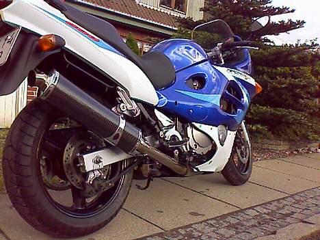 Suzuki GSX 600 F billede 4