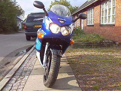 Suzuki GSX 600 F billede 6