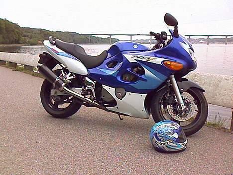 Suzuki GSX 600 F billede 8