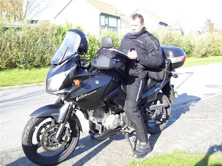 Suzuki DL 650 V-Strom - Hjemkost fra Italiensturen billede 1