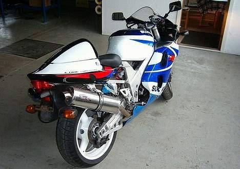 Suzuki TL 1000R   (solgt) billede 2