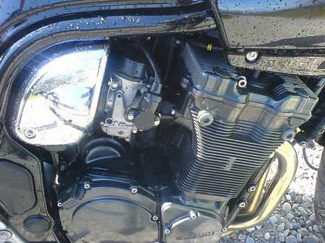 Suzuki GSF 1200 S Bandit - Min nye, brugte motor billede 6