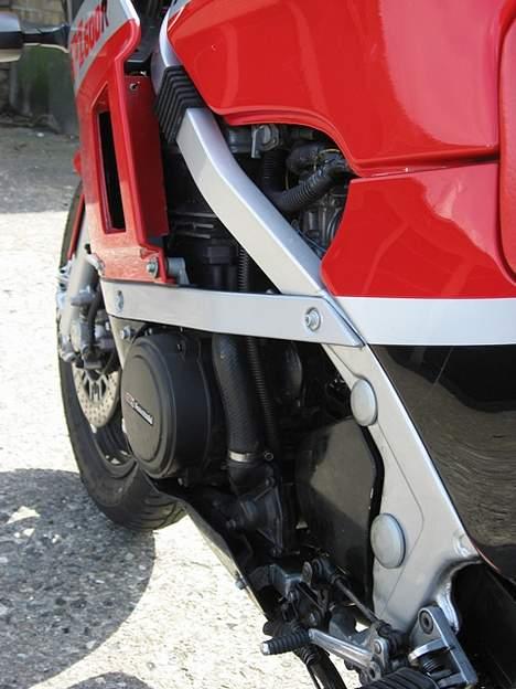 Kawasaki GPZ600R - SOLGT billede 4