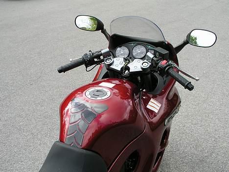 Suzuki gsx750f billede 11