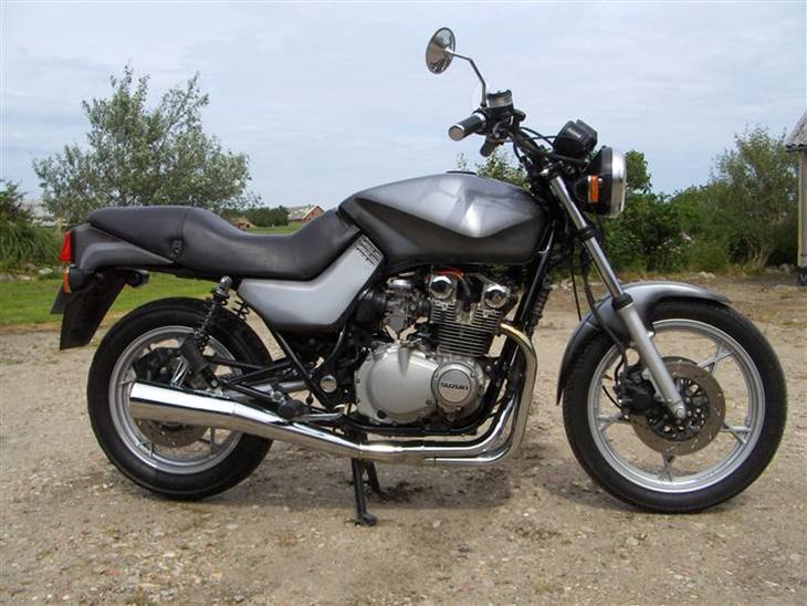 Suzuki GS 650 G Katana billede 1