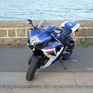 Suzuki GSXR-600 >SOLGT<