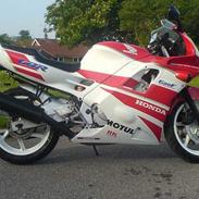 Honda CBR 600 F2