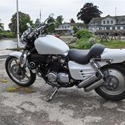 Honda super magna