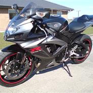 Suzuki GSX-R  750 K7