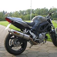 Suzuki SV650AK7