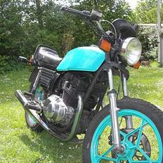 Suzuki GSX 400 (EX?)