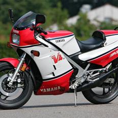 Yamaha RD500 LC