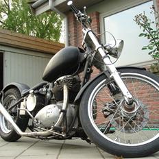 BSA 650 Lightning