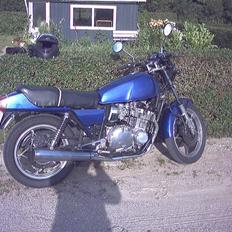 Suzuki GSX 750 E solgt
