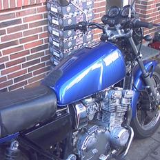 Suzuki GSX 750 E solgt