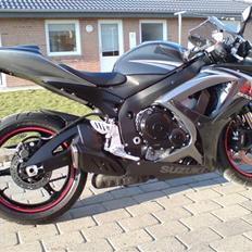 Suzuki GSX-R  750 K7