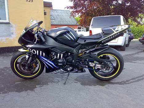 Yamaha YZF R1 Banecykel "Solgt" billede 4