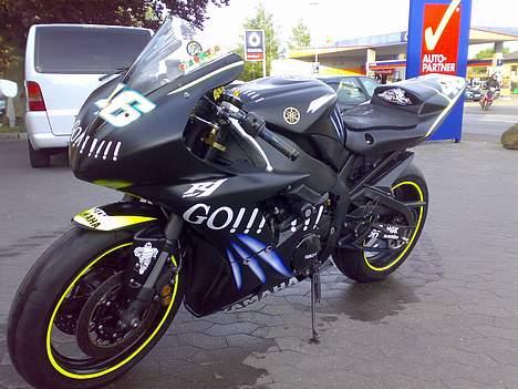 Yamaha YZF R1 Banecykel "Solgt" billede 6