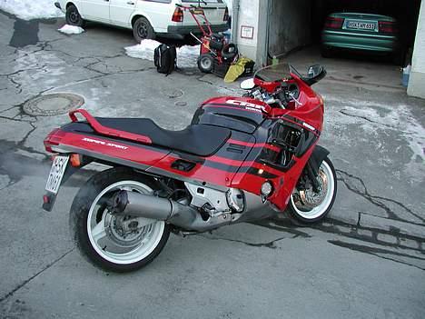 Honda cbr1000 sc24 billede 2