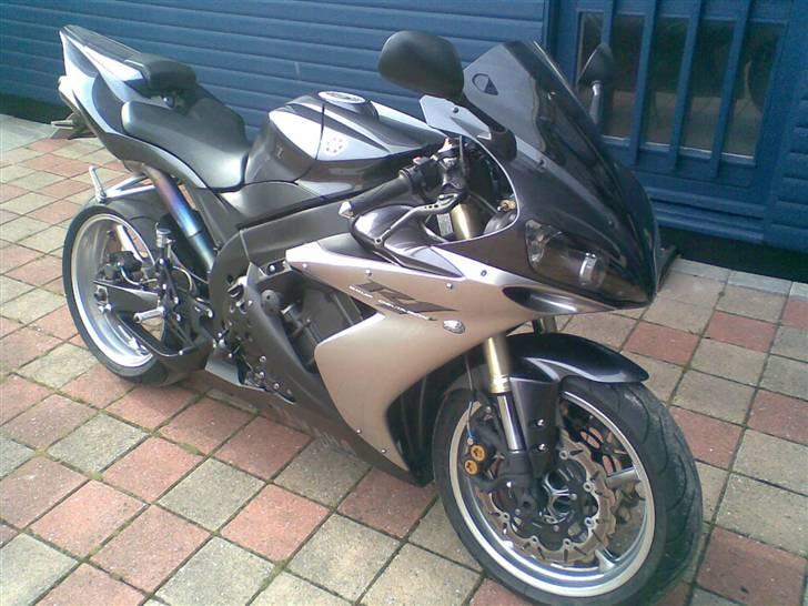 Yamaha Yzf R1  billede 3