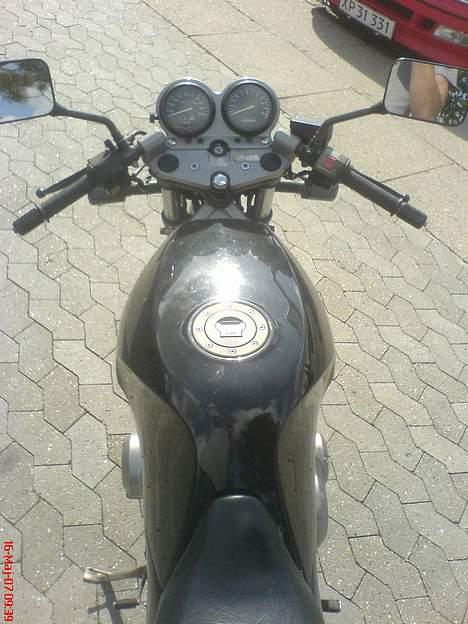 Suzuki GS 500E "SOLGT" billede 6