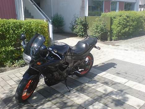 Suzuki Gsx 600 f billede 5