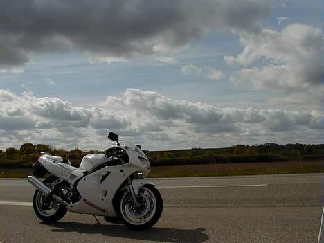 Kawasaki zxr 400 (zx-4r) Solgt billede 2