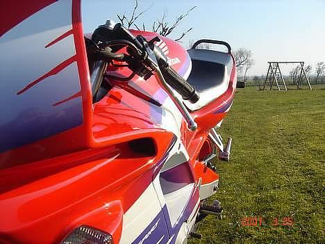 Honda CBR600F billede 3
