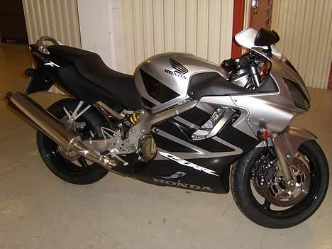 Honda CBR 600F billede 1
