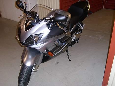 Honda CBR 600F billede 2