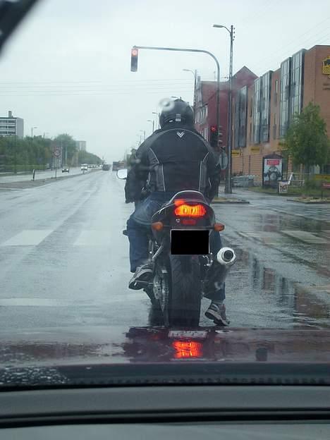 Honda CBR 600F - Totalt lorte vejr at hente cykel i.....Nitte... billede 5