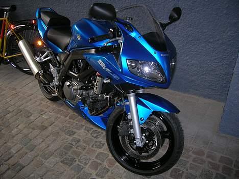 Suzuki sv650s billede 1