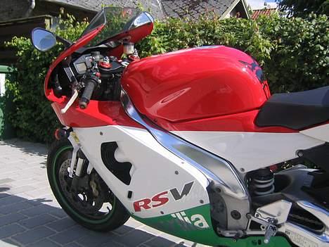 Aprilia Rsv Mille billede 10
