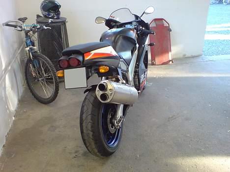 Aprilia RSV mille R **SOLGT** billede 2