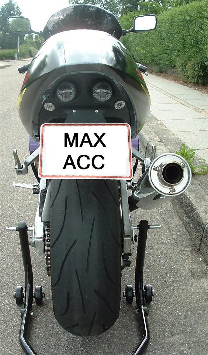 Suzuki GSX-R 750 T - Ønskenummerplade. 190 mm bred bagdæk. billede 10