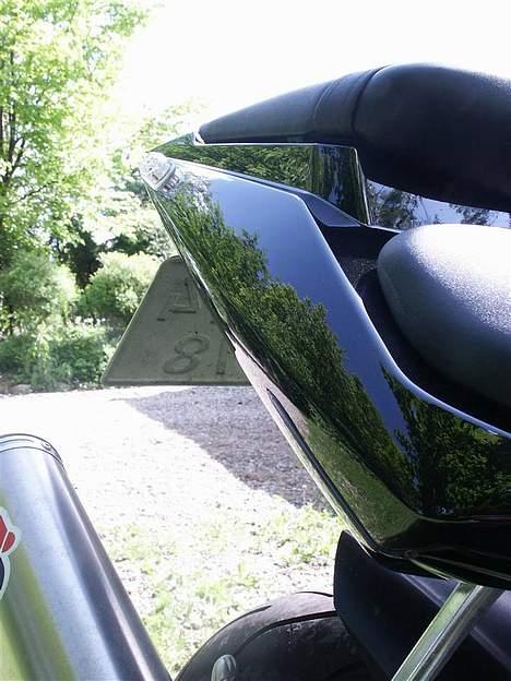 Yamaha R6 - 2005 *SOLGT* billede 10