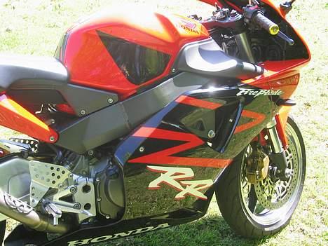 Honda fireblade SOLGT billede 12