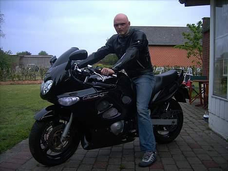 Suzuki GSX 750 F billede 2